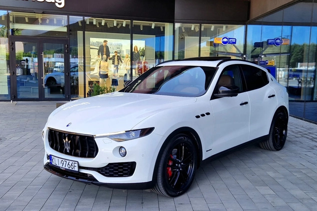 Maserati Levante cena 245000 przebieg: 61800, rok produkcji 2018 z Limanowa małe 466